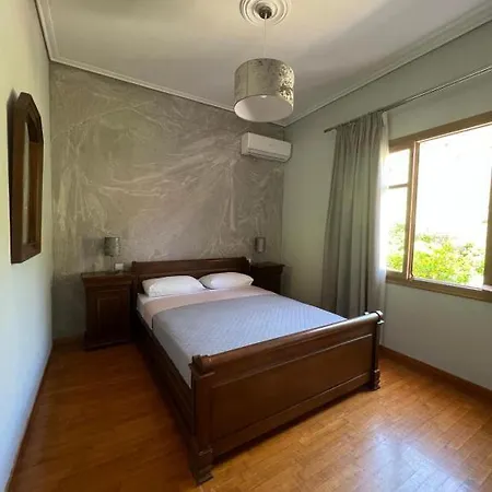 Flower * Città di Skiathos