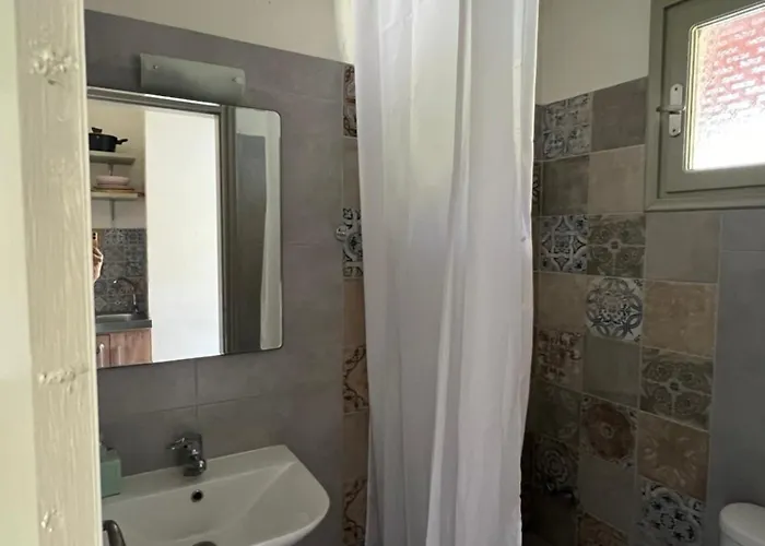 Flower העיירה סקיאתוס